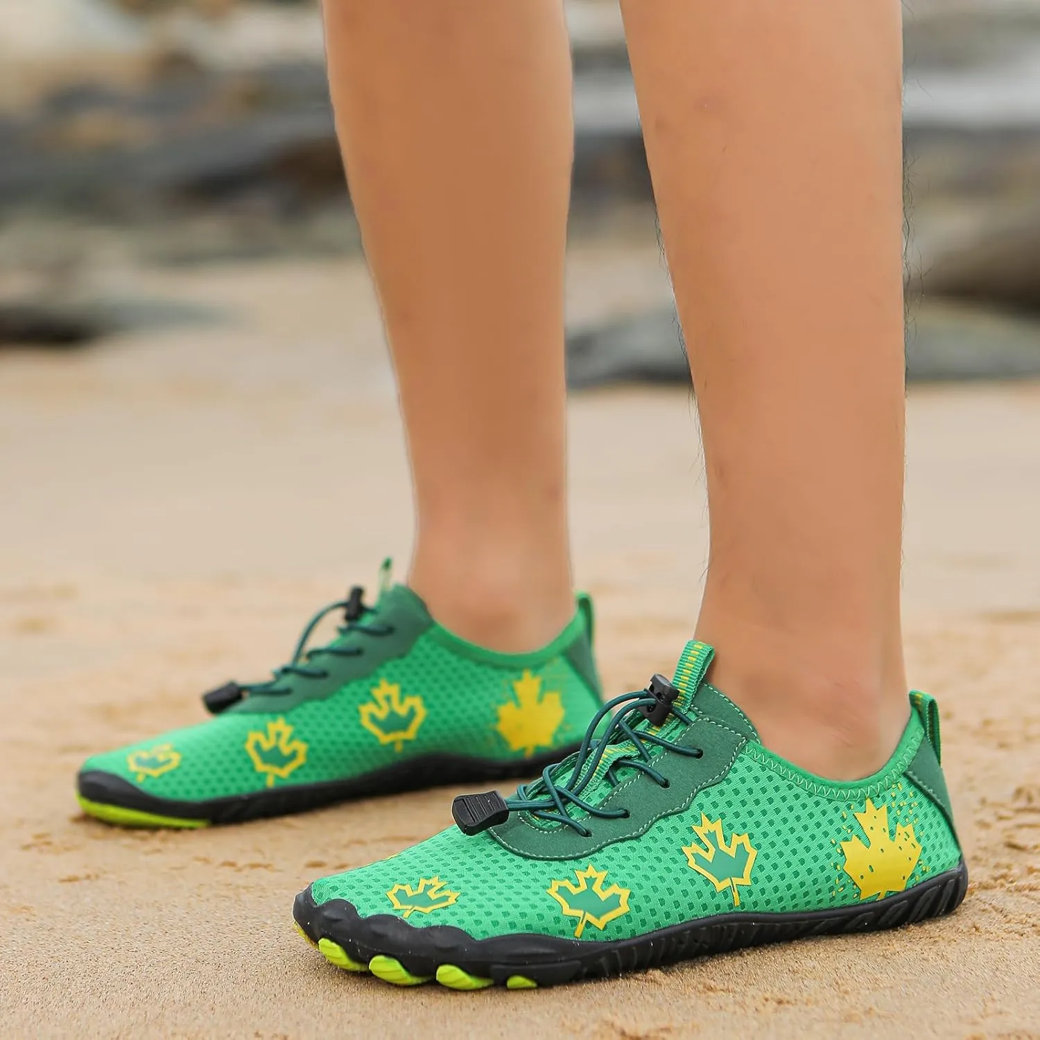 Hike Barefoot Shoes Women, Maple Leaf Print Grounded Barefoot Footwear Shoes, Neuropathy Walking Shoe Wide Toe Box Zero Drop Beach Sneakers for Gym Athletic Walking Running Sneakers Water Resistant