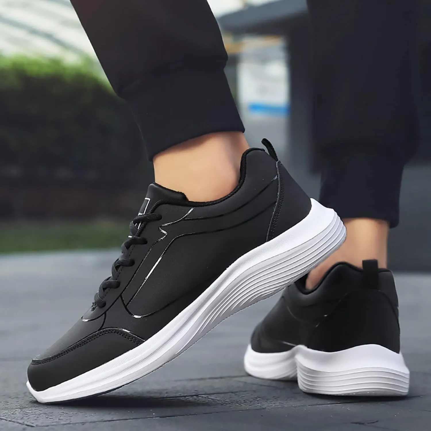 Men's Fashion Sneakers Fashion Men Sports Shoes Flat Non Slip Lace Up Upper Lightweight and Comfortable