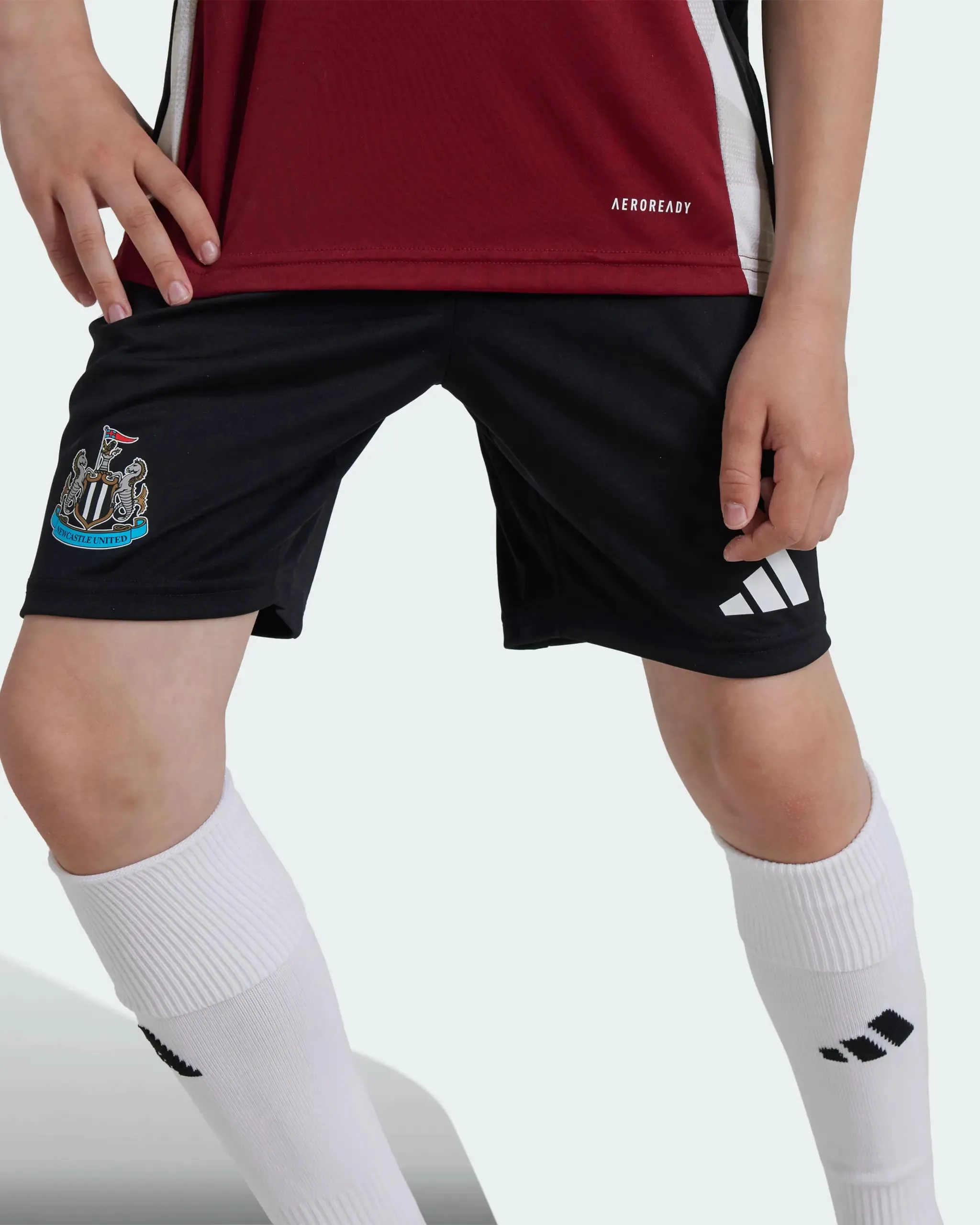 Newcastle United adidas Kids' 24/25 Players' Black Training Shorts